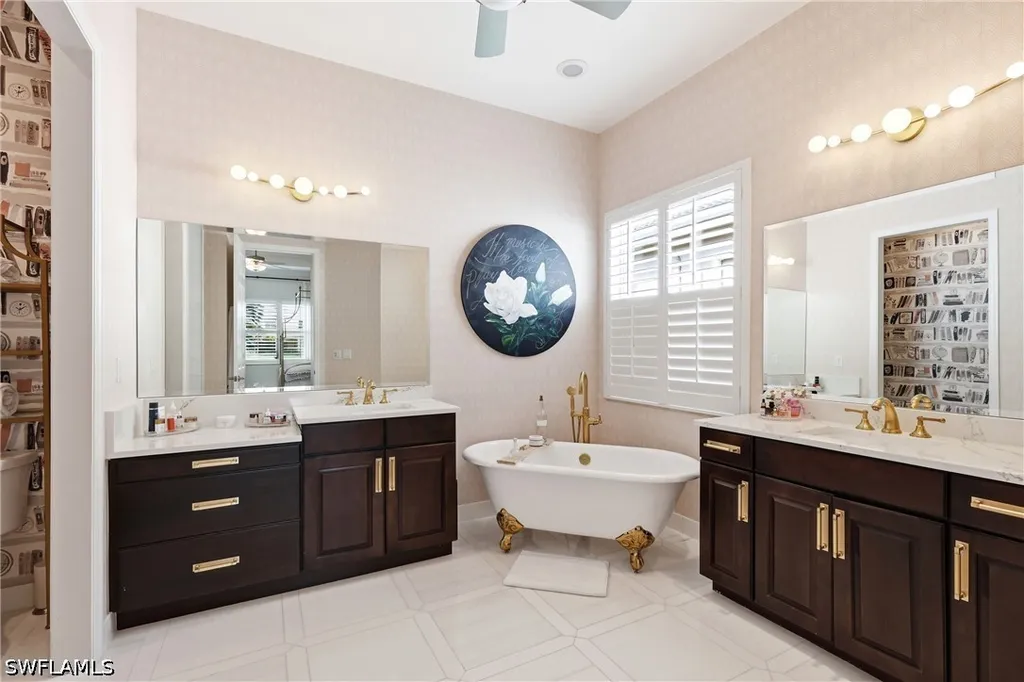6631 Monterey Point Naples FL 34105
