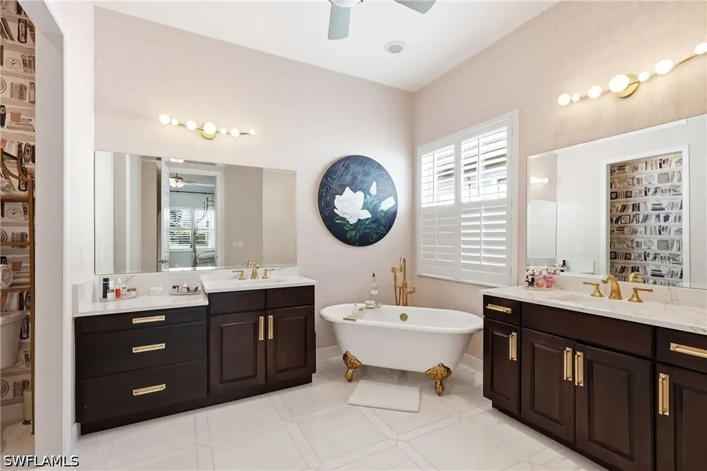 6631 Monterey Point Naples FL 34105