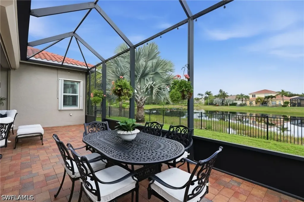 6631 Monterey Point Naples FL 34105