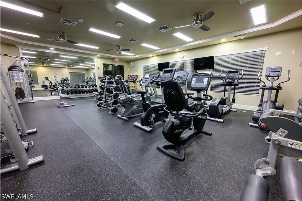 6631 Monterey Point Naples FL 34105