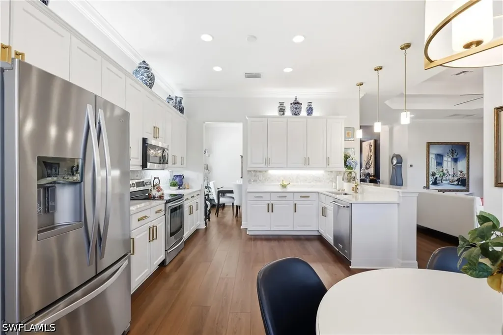 6631 Monterey Point Naples FL 34105