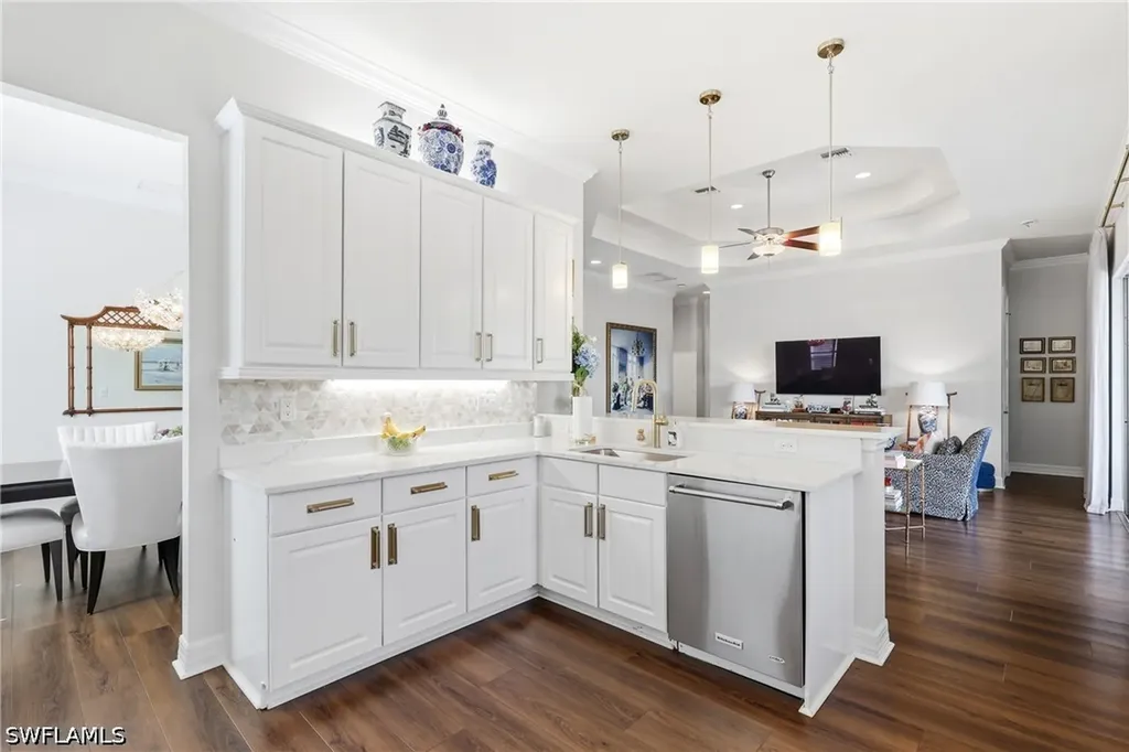 6631 Monterey Point Naples FL 34105