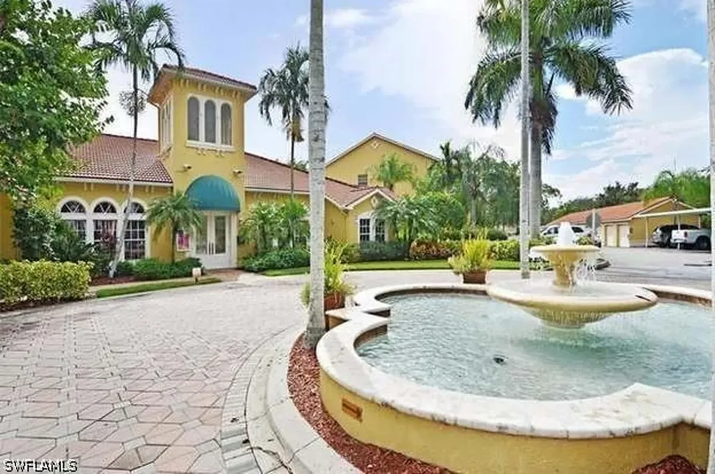4650 Saint Croix Lane Naples FL 34109