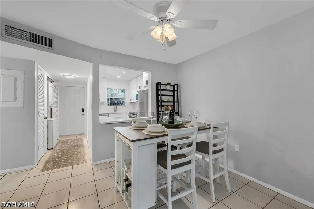 499 Forest Lakes Boulevard Naples FL 34105