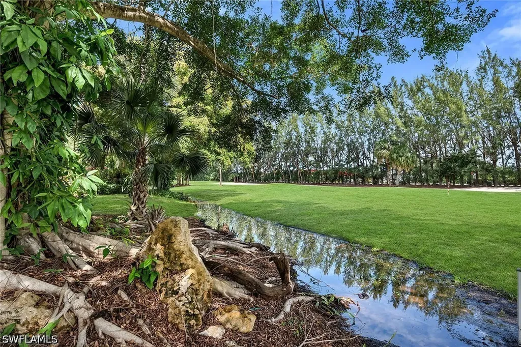 499 Forest Lakes Boulevard Naples FL 34105