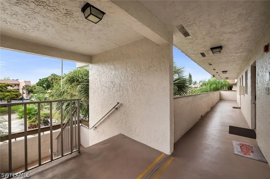 Naples FL 34105