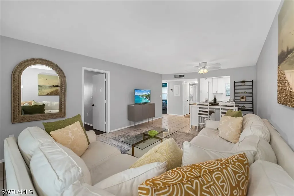 499 Forest Lakes Boulevard Naples FL 34105