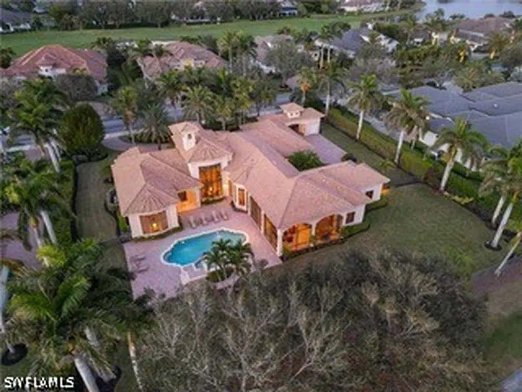 5900 Burnham Road Naples FL 34119