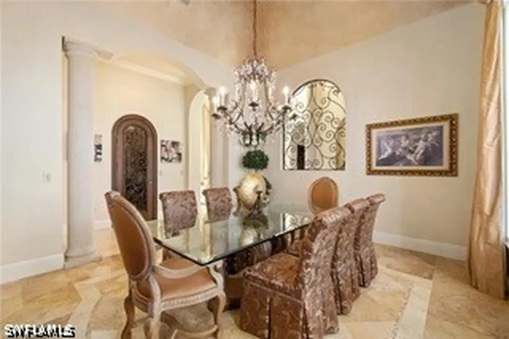 5900 Burnham Road Naples FL 34119
