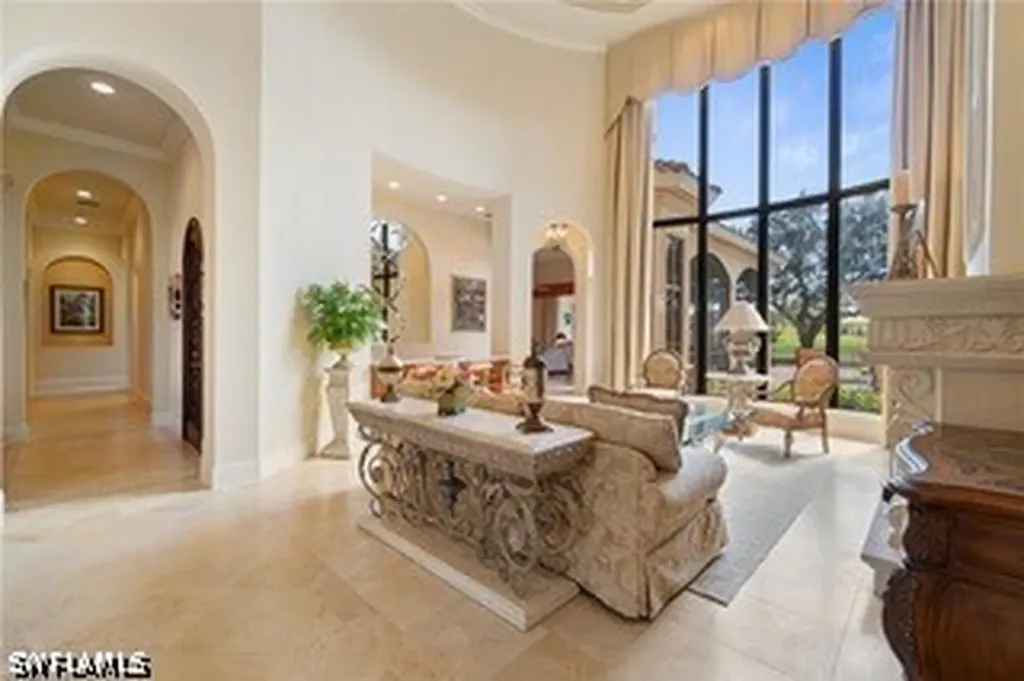 5900 Burnham Road Naples FL 34119