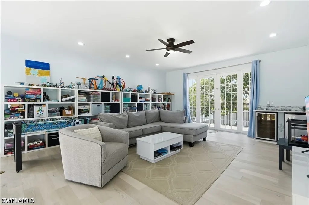 1394 King Sago Court Naples FL 34119