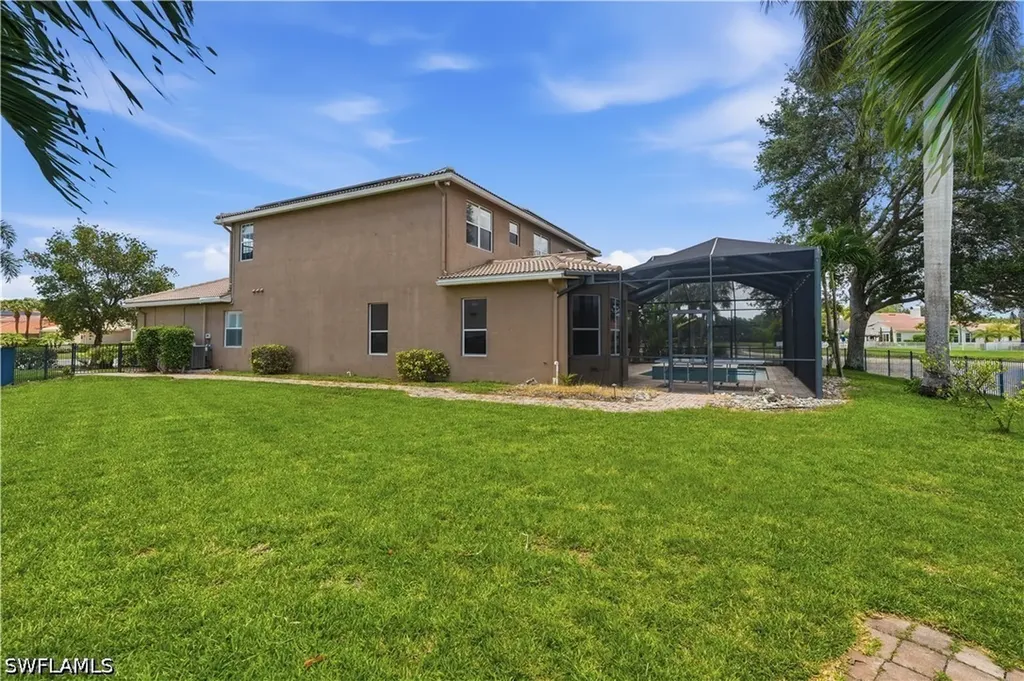 1394 King Sago Court Naples FL 34119