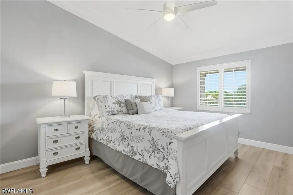 7360 Glenmoor Lane Naples FL 34104