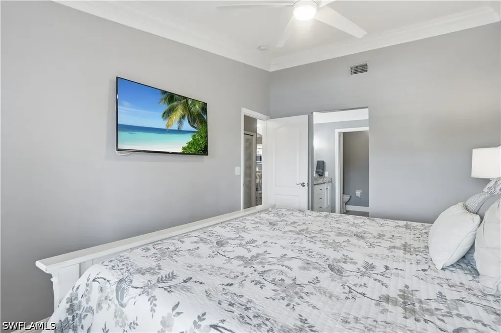 7360 Glenmoor Lane Naples FL 34104