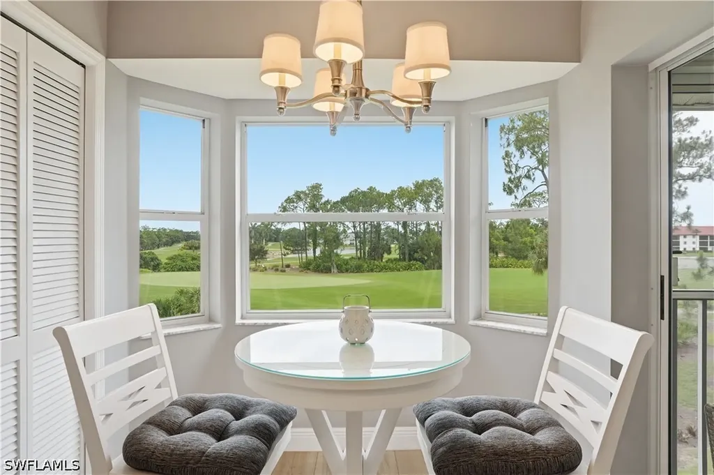 7360 Glenmoor Lane Naples FL 34104