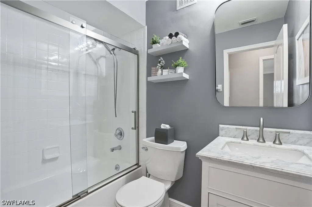 7360 Glenmoor Lane Naples FL 34104