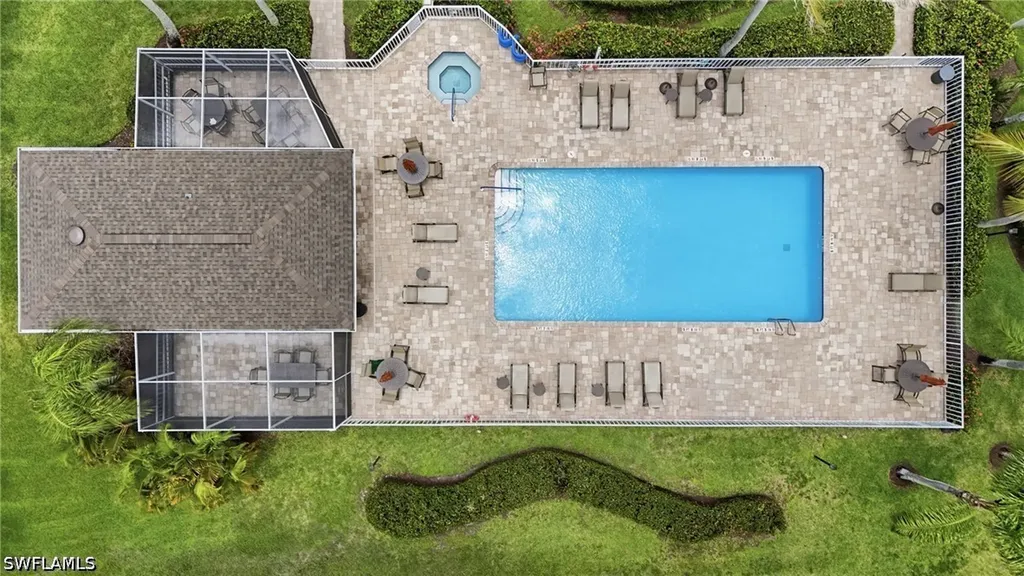 7360 Glenmoor Lane Naples FL 34104