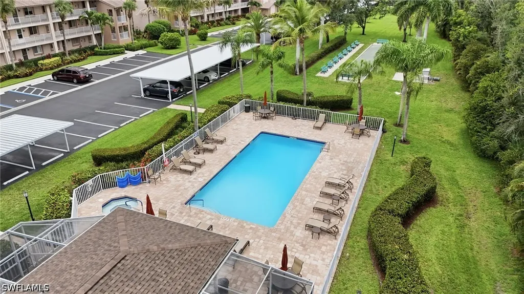 7360 Glenmoor Lane Naples FL 34104