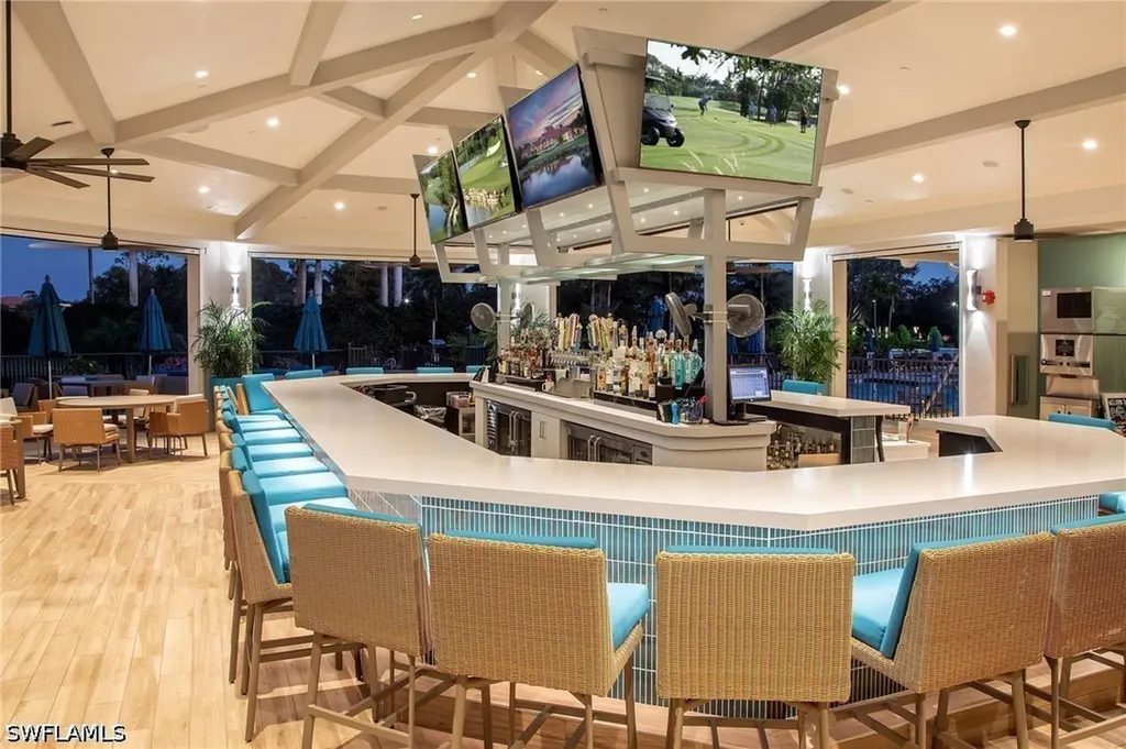7360 Glenmoor Lane Naples FL 34104
