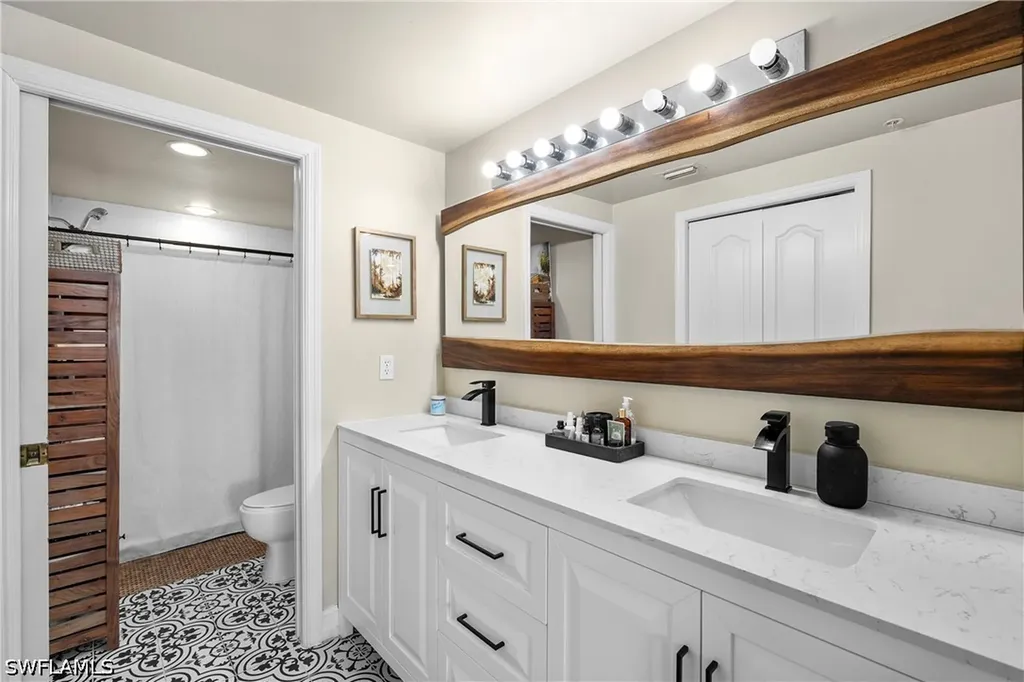 7812 Regal Heron Circle Naples FL 34104