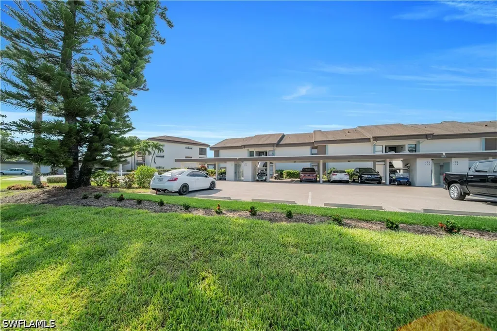5790 Trailwinds Drive Fort Myers FL 33907