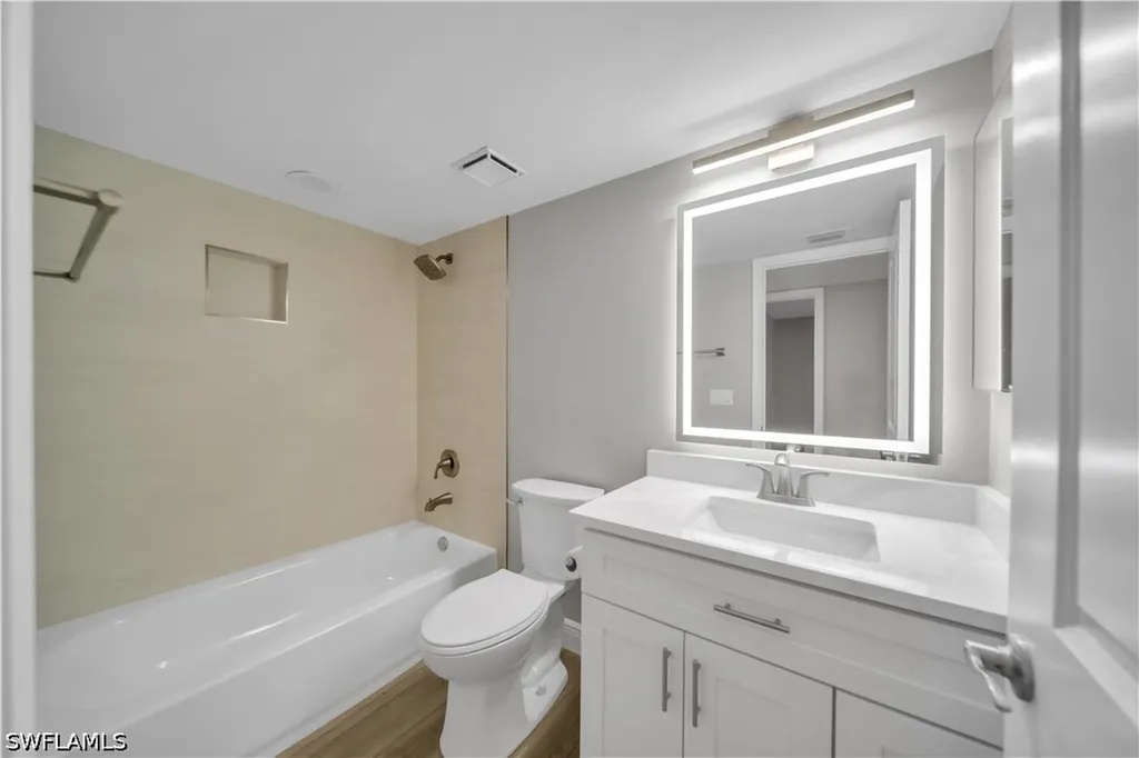 5790 Trailwinds Drive Fort Myers FL 33907
