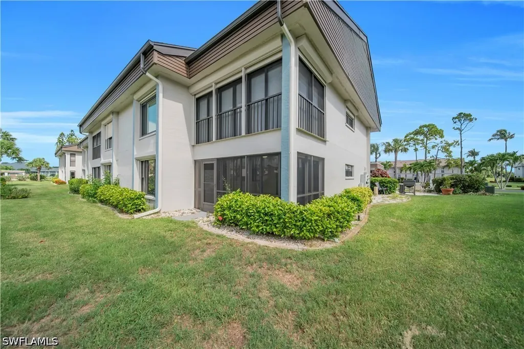 5790 Trailwinds Drive Fort Myers FL 33907