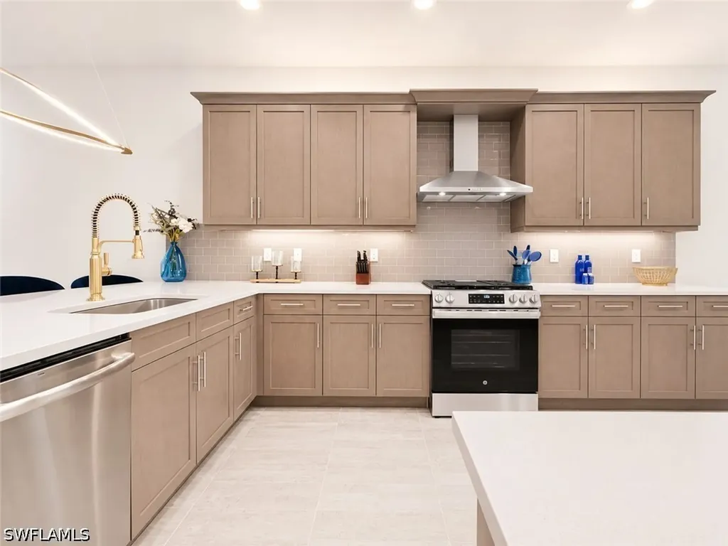 4446 Crimson Avenue Naples FL 34119