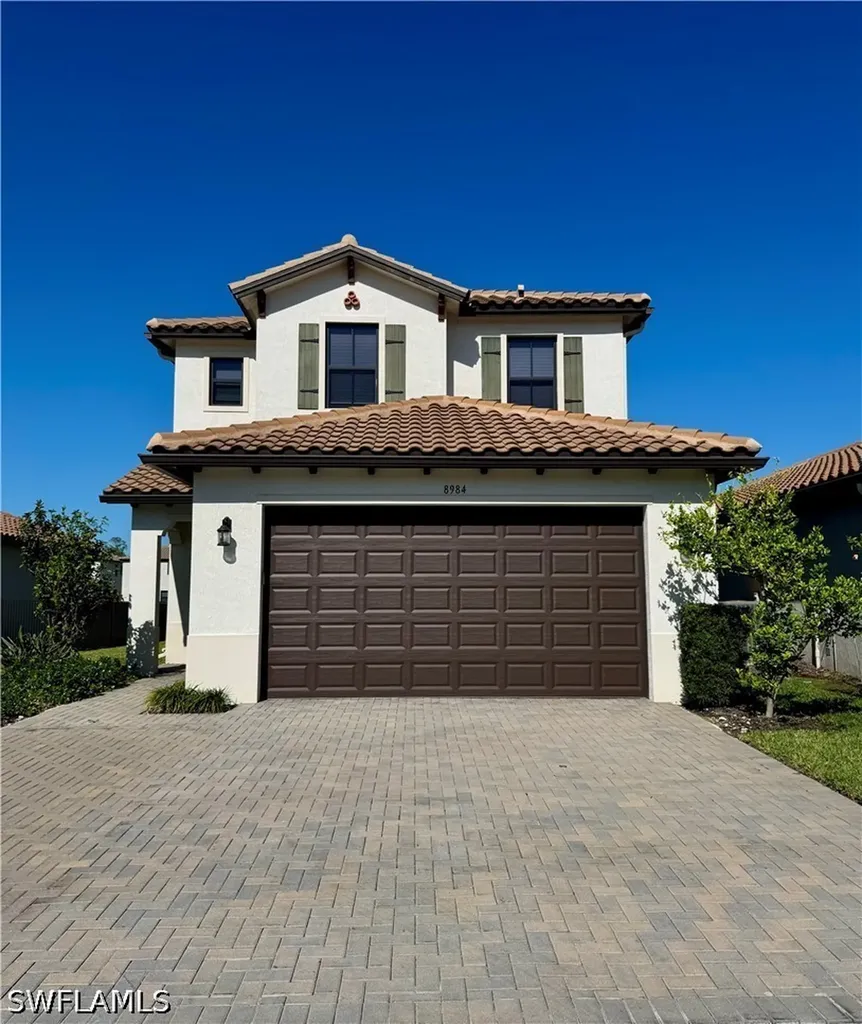 8984 Madrid Circle Naples FL 34104
