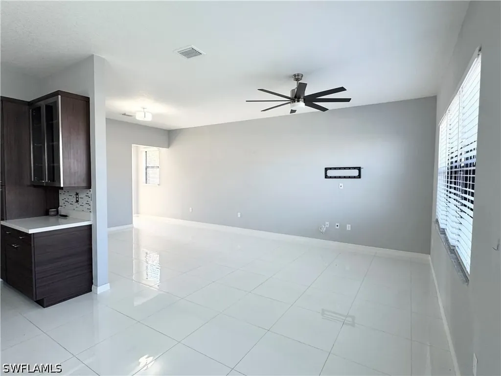 8984 Madrid Circle Naples FL 34104
