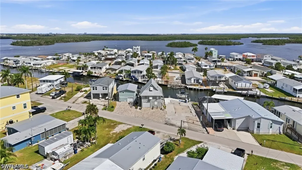 850 Oak Street Fort Myers Beach FL 33931