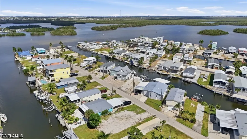 850 Oak Street Fort Myers Beach FL 33931