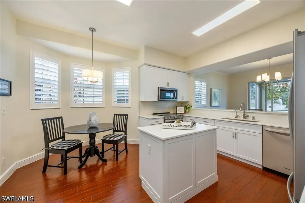 558 Vintage Reserve Lane Naples FL 34119