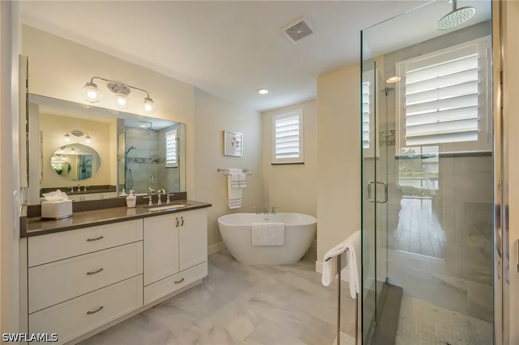 558 Vintage Reserve Lane Naples FL 34119
