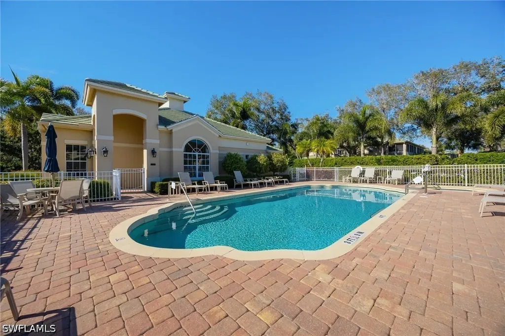 558 Vintage Reserve Lane Naples FL 34119