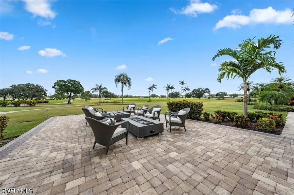 558 Vintage Reserve Lane Naples FL 34119