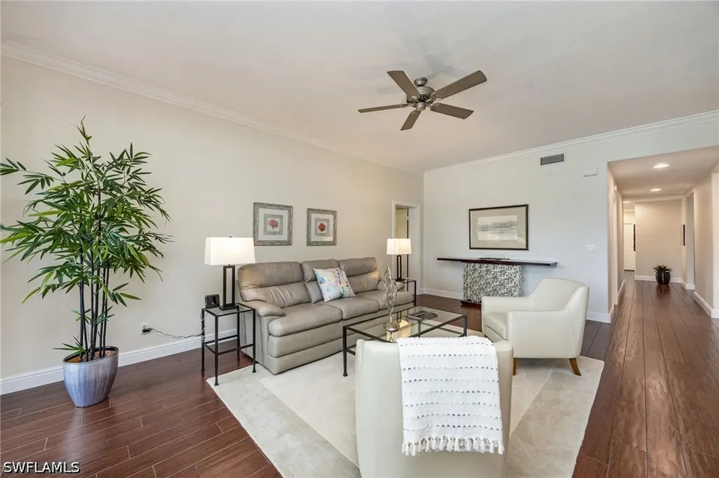 558 Vintage Reserve Lane Naples FL 34119