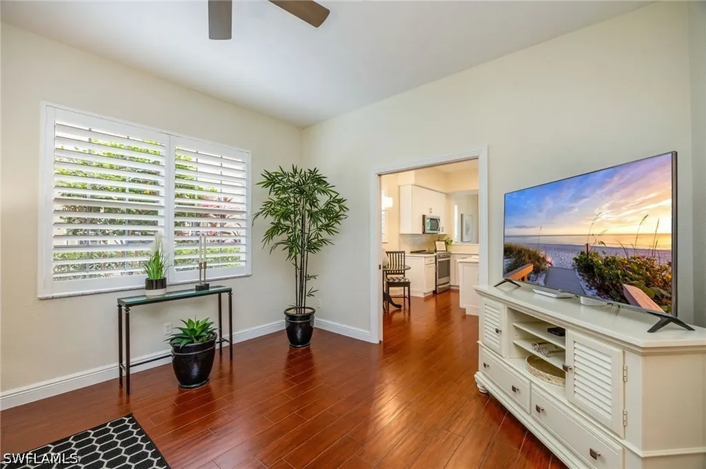 558 Vintage Reserve Lane Naples FL 34119