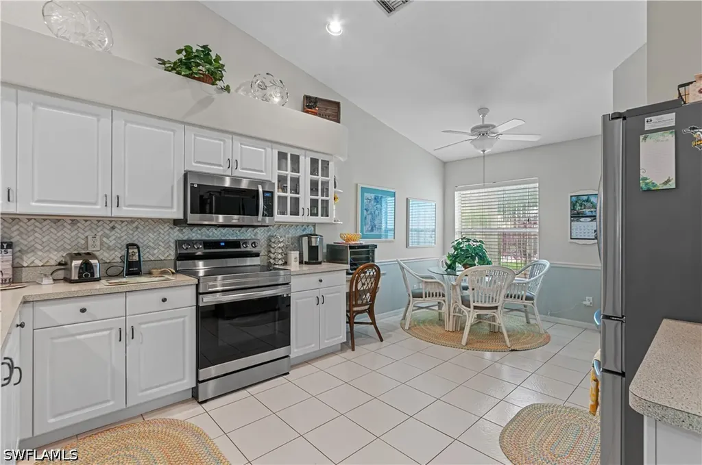 5510 Greenwood Circle Naples FL 34112