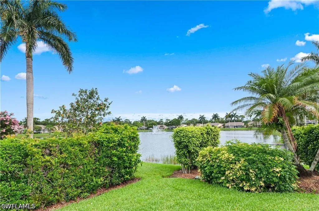 5510 Greenwood Circle Naples FL 34112