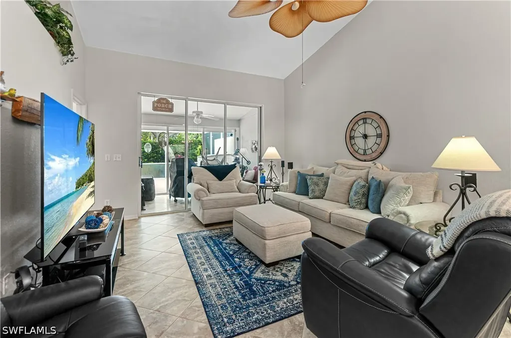 5510 Greenwood Circle Naples FL 34112