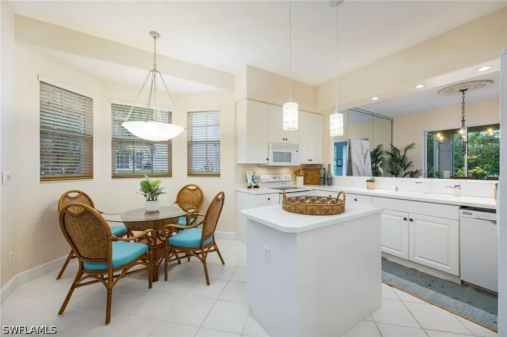 650 Vintage Reserve Circle Naples FL 34119