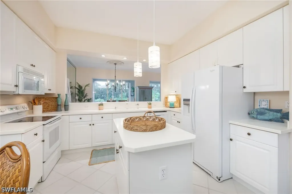 650 Vintage Reserve Circle Naples FL 34119