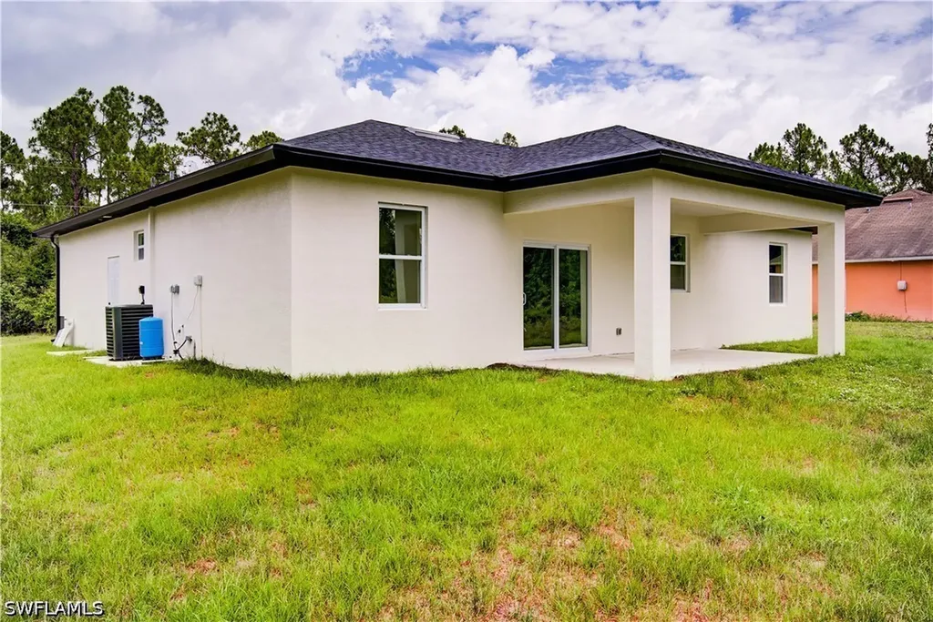 1020 Carroll Street E Lehigh Acres FL 33974