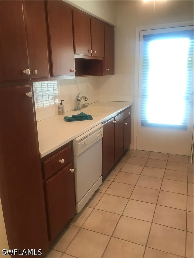 216 Banyan Boulevard Naples FL 34102