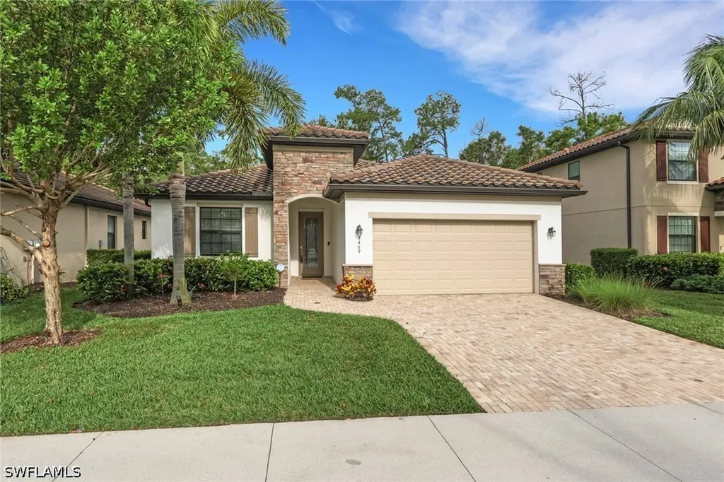 9469 Foxglove Lane Naples FL 34120