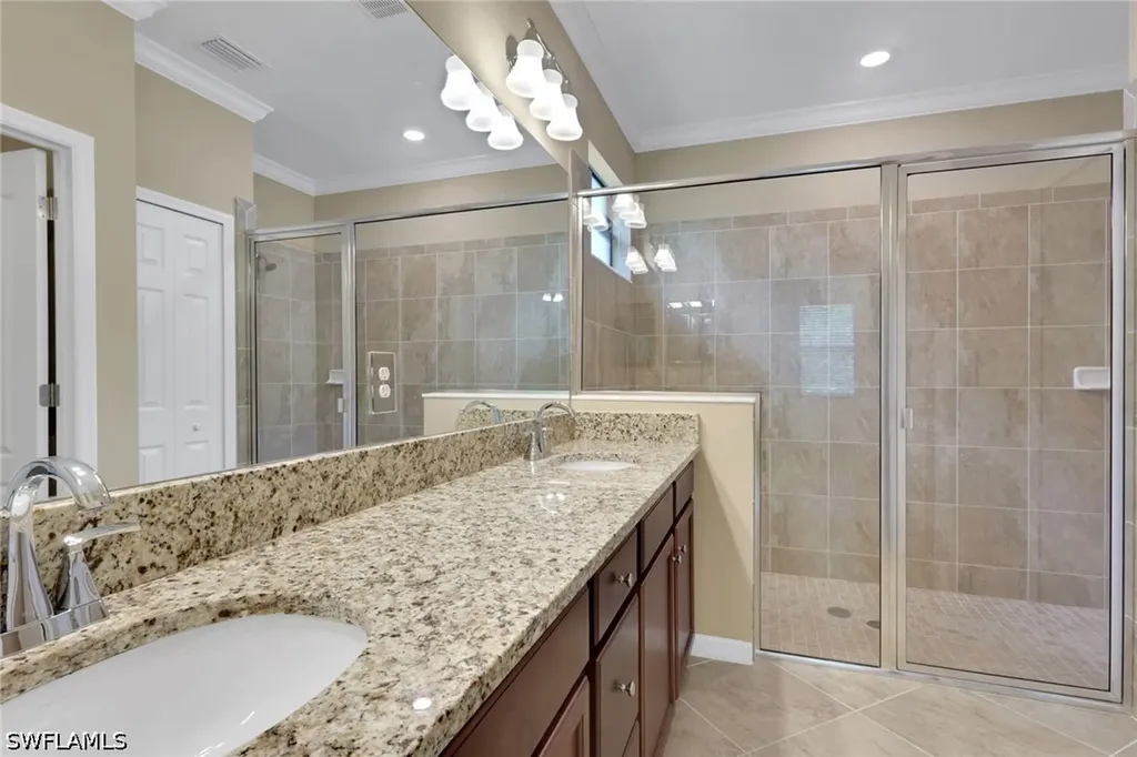 9469 Foxglove Lane Naples FL 34120