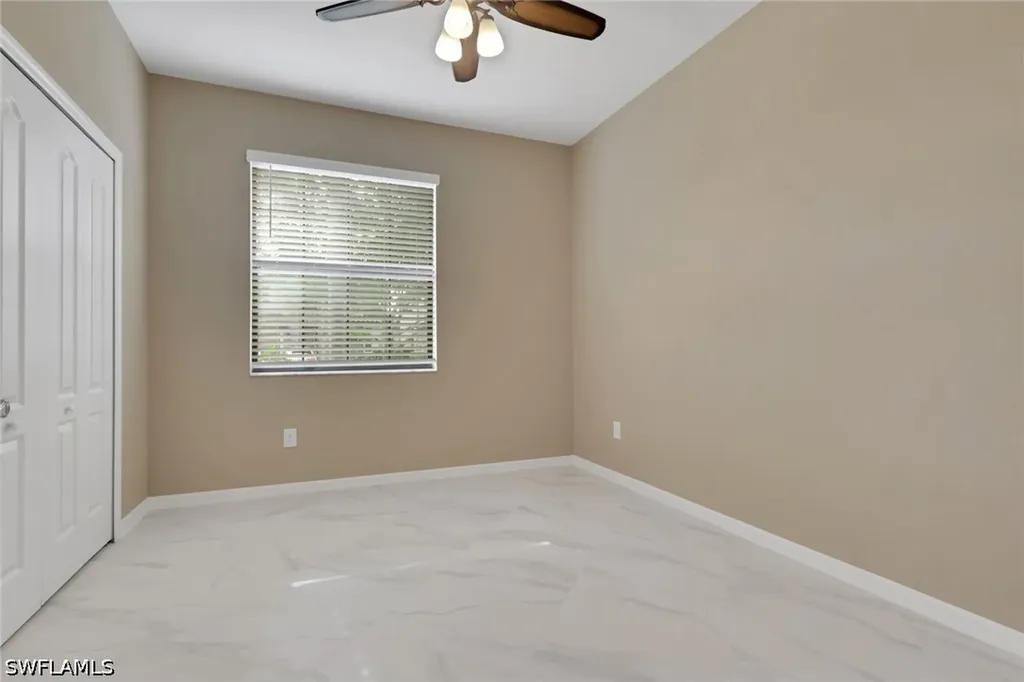 9469 Foxglove Lane Naples FL 34120