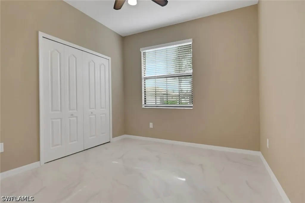 9469 Foxglove Lane Naples FL 34120