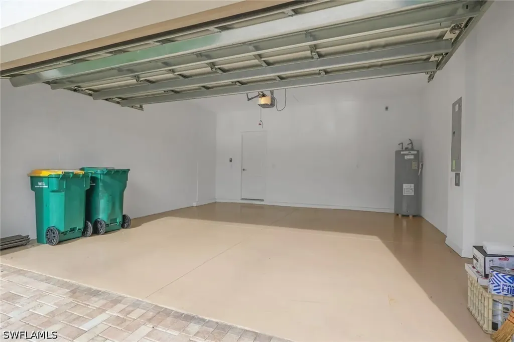 9469 Foxglove Lane Naples FL 34120